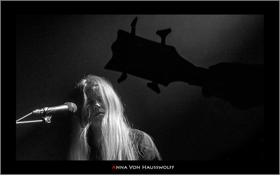 anna-von-hausswolff-8